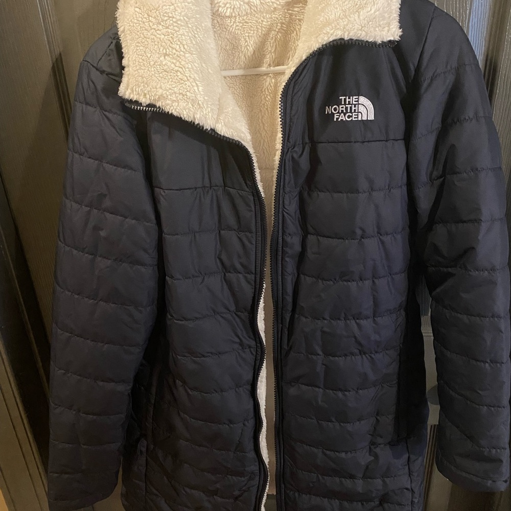 North Face Women’s Mossbud Insulated Reversible Parka Navy